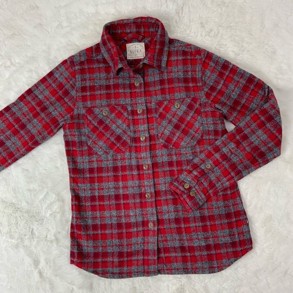 Womens SITKA long sleeve flannel shirt
